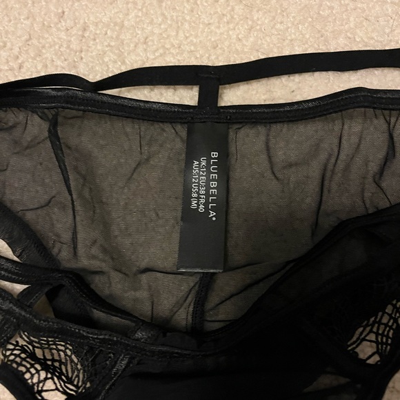 Sold Bluebella for VS Black Ellis Bra and Panty Set, Med/36DD NWT - Picture 10 of 10